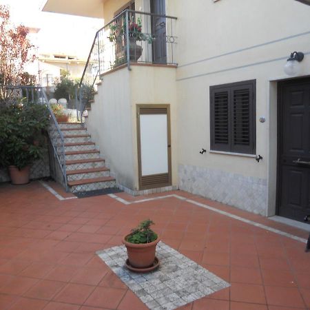 Villa Eleonora Formia Buitenkant foto