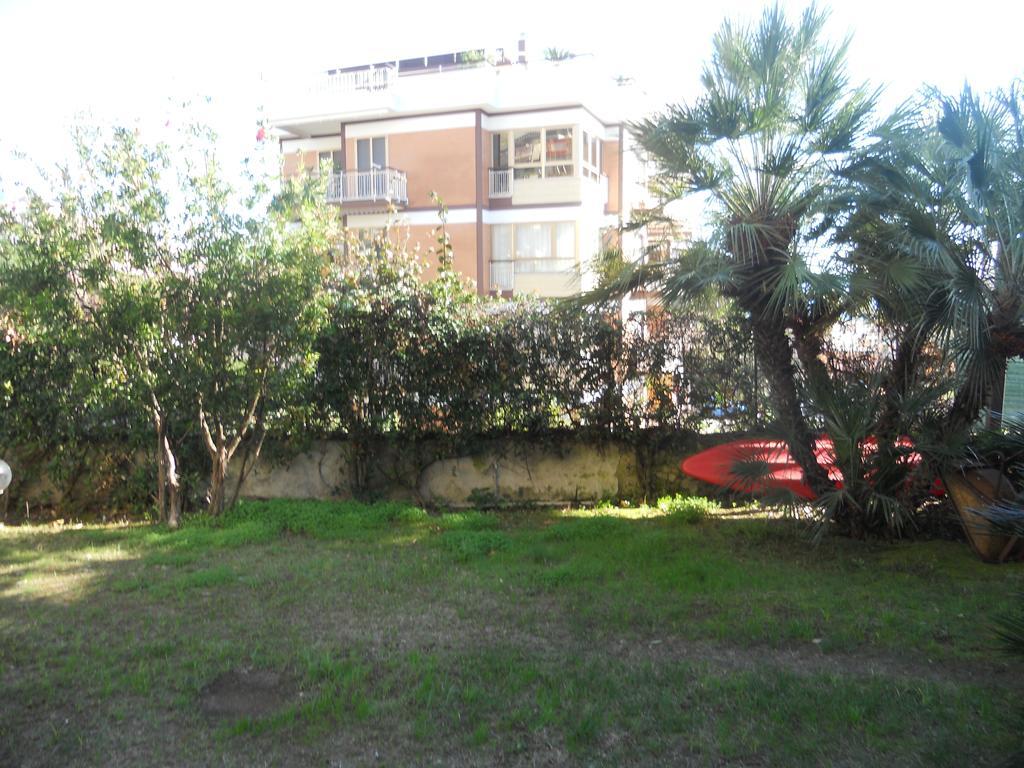 Villa Eleonora Formia Buitenkant foto
